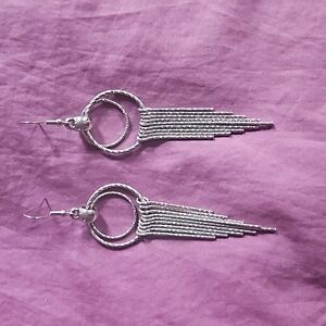 Lightweight sparkly silver wire 3.75" drop earrings w 2 hoops & spiky fringe